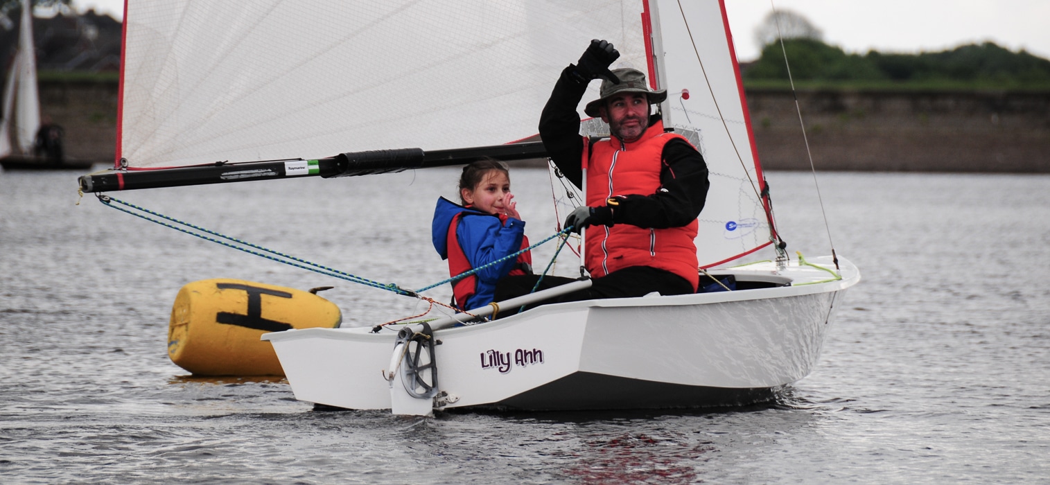 delph-sailing-club-bolton-8606 sailing club bolton